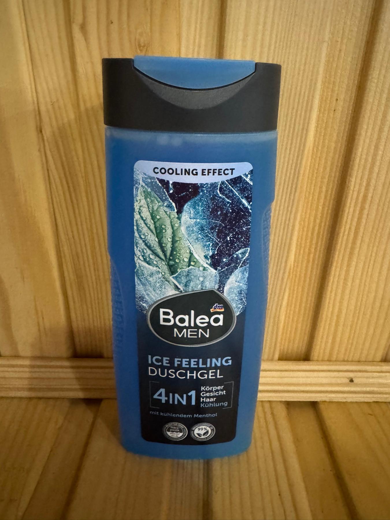Гель шампунь для душу 4 в 1  Balea Men Shower Gel Ice Feeling 300ml